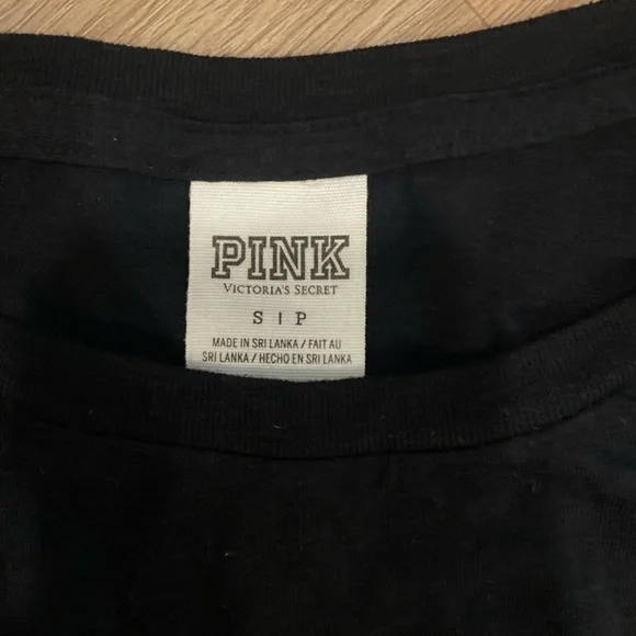 Victoria’s Secret PINK t-shirt - Picture 2 of 2